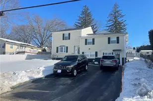 33 Kent St, Cumberland, RI 02864 - Photo 2