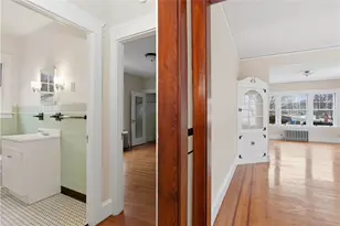 144 Laurens St, Cranston, RI 02910 - Photo 10