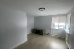 35 Fenwood Ave, Smithfield, RI 02917 - Photo 14