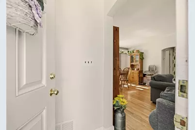 57 Warren Avenue, Tiverton, RI 02878 - Photo 4