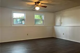 35 Namquid Dr, Middletown, RI 02842 - Photo 16