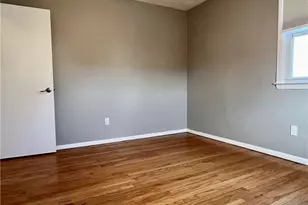 35 Namquid Dr, Middletown, RI 02842 - Photo 12