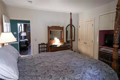 6 Howe Avenue #3, Newport, RI 02840 - Photo 14