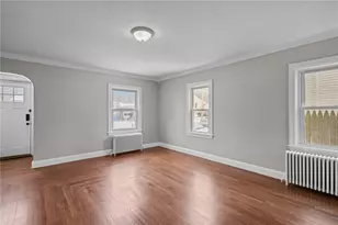 23 Livingston Pl, Middletown, RI 02842 - Photo 8