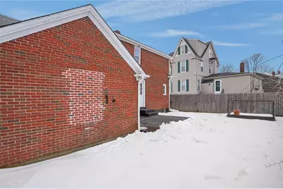 23 Livingston Place, Middletown, RI 02842 - Photo 44