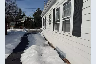 39 Hillview Avenue, Providence, RI 02908 - Photo 20