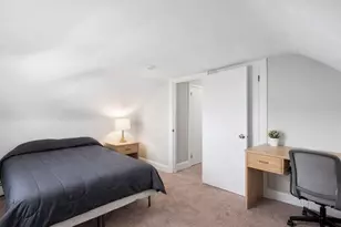 39 Hillview Ave, Providence, RI 02908 - Photo 14