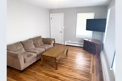 39 Hillview Avenue, Providence, RI 02908 - Photo 4