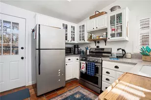 115 Cardinal Dr, North Kingstown, RI 02852 - Photo 8