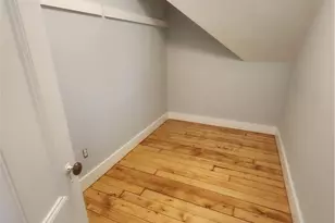 18 Amy St, Providence, RI 02906 - Photo 10