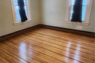 18 Amy St, Providence, RI 02906 - Photo 8