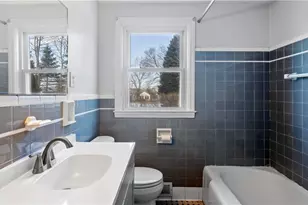 24 Elm Cir, Cranston, RI 02920 - Photo 8