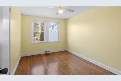 24 Elm Circle, Cranston, RI 02920 - Photo 10
