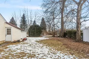 24 Elm Cir, Cranston, RI 02920 - Photo 20