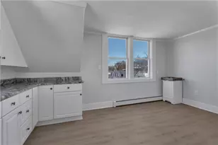 27 Greenville Ave, Johnston, RI 02919 - Photo 18