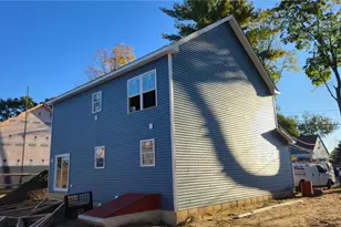 115 Edman St, Warwick, RI 02886 - Photo 2