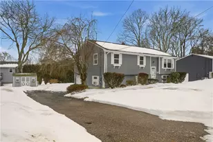 54 Othmar St, Narragansett, RI 02882 - Photo 2