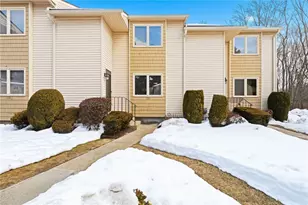 500 Greenwich Ave, West Warwick, RI 02893 - Photo 2