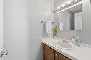 500 Greenwich Ave, West Warwick, RI 02893 - Photo 14