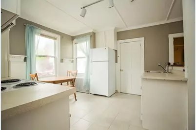 15 Webster Street #2, Newport, RI 02840 - Photo 6