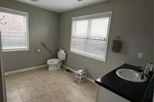 3 Silver Cup Cir, West Warwick, RI 02893 - Photo 4