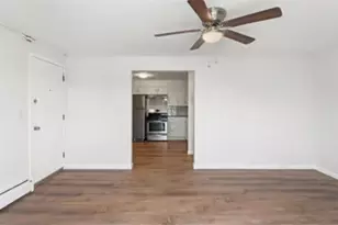 10 Josephine St, Providence, RI 02904 - Photo 4