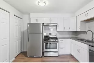 10 Josephine St, Providence, RI 02904 - Photo 6