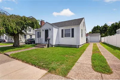 122 Dewey Avenue, Pawtucket, RI 02861 - Photo 2