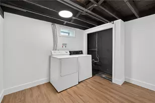 122 Dewey Ave, Pawtucket, RI 02861 - Photo 40