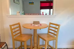 70 Carroll Ave, Newport, RI 02840 - Photo 6