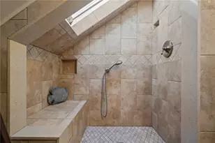 25 Peckham Ave, Newport, RI 02840 - Photo 36