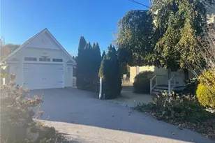 1 Cobblestone Ln, Westerly, RI 02891 - Photo 4