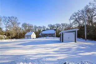 140 Long Hwy, Little Compton, RI 02837 - Photo 22