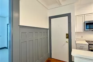 182 Adelaide Ave, Providence, RI 02907 - Photo 4