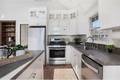 143 Summit Avenue, South Kingstown, RI 02879 - Photo 6