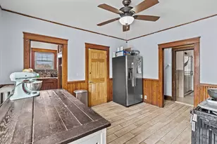 43 Woodbine St, Cranston, RI 02910 - Photo 30