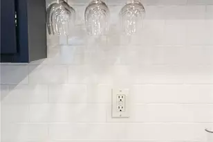 603 Thames St, Newport, RI 02840 - Photo 14