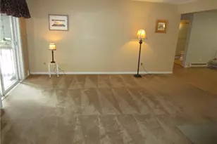 1560 Douglas Ave, North Providence, RI 02904 - Photo 4