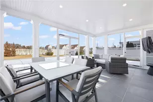 33 Carnegie Abbey Ln, Portsmouth, RI 02871 - Photo 32