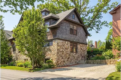 29 Prairie Avenue #9, Newport, RI 02840 - Photo 4