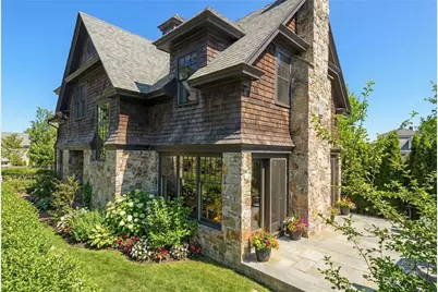 29 Prairie Avenue #9, Newport, RI 02840 - Photo 1