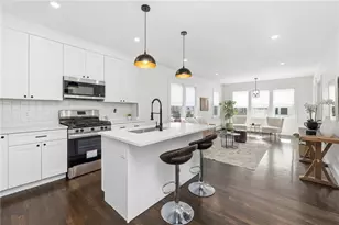 53 Oriole Ave, Pawtucket, RI 02860 - Photo 12