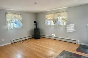 101 Honeyman Ave, Middletown, RI 02842 - Photo 4