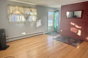 101 Honeyman Ave, Middletown, RI 02842 - Photo 2