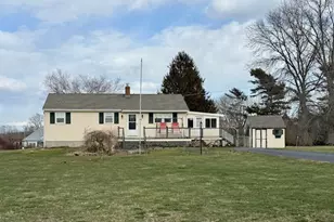 101 Honeyman Ave, Middletown, RI 02842 - Photo 1