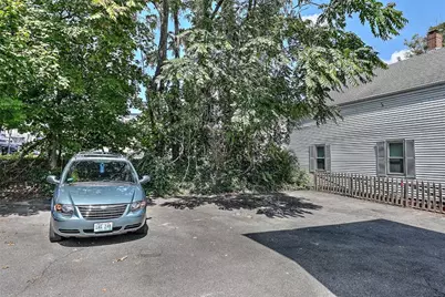 124 Pitman Street, Providence, RI 02906 - Photo 28