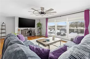 15 Anita Rd, Johnston, RI 02919 - Photo 4