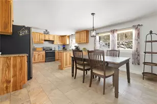 15 Anita Rd, Johnston, RI 02919 - Photo 6