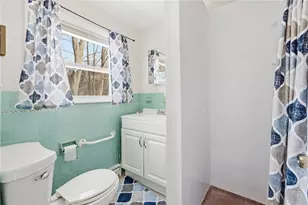 15 Anita Rd, Johnston, RI 02919 - Photo 22