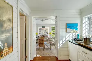 22 Lantern Ln, Barrington, RI 02806 - Photo 8